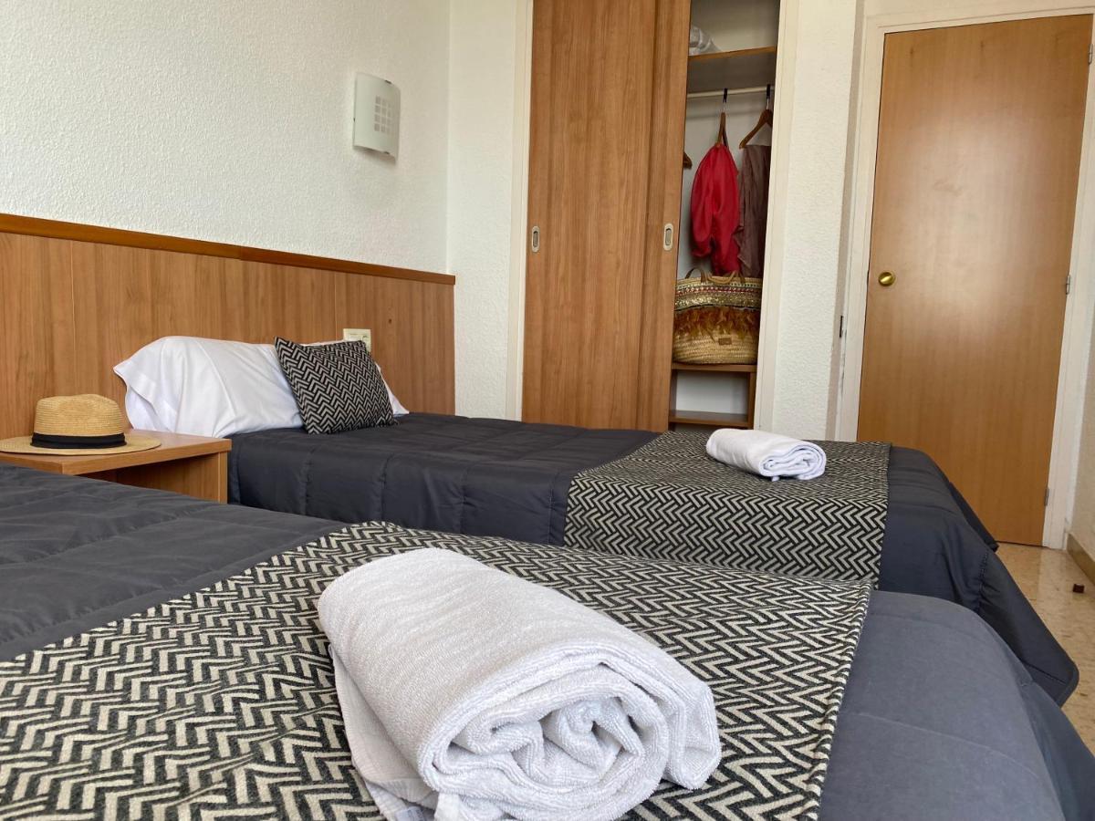 Aparthotel Ar Bolero Park Lloret de Mar Esterno foto