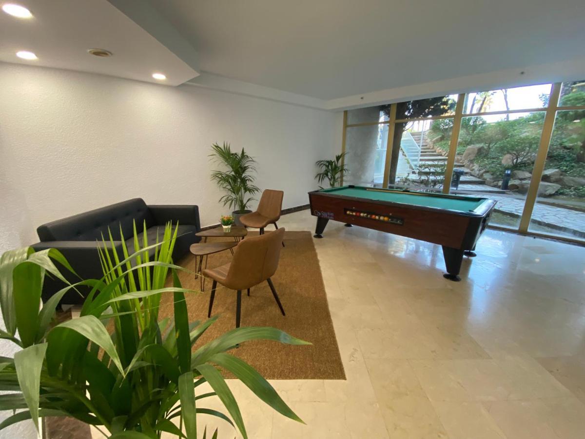 Aparthotel Ar Bolero Park Lloret de Mar Esterno foto