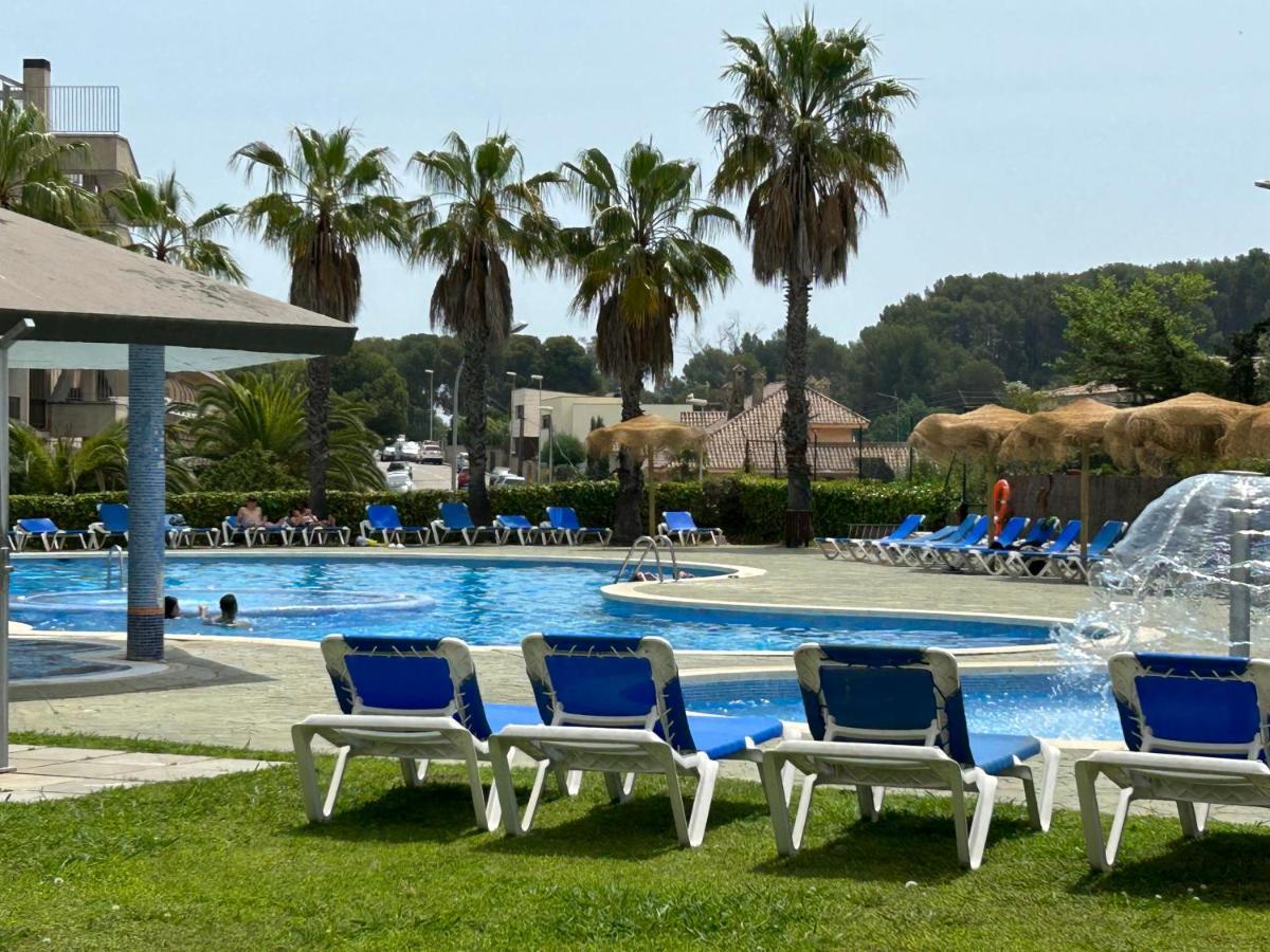 Aparthotel Ar Bolero Park Lloret de Mar Esterno foto