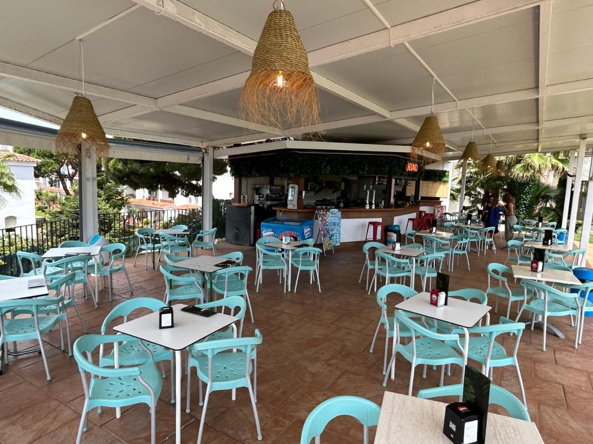 Aparthotel Ar Bolero Park Lloret de Mar Esterno foto