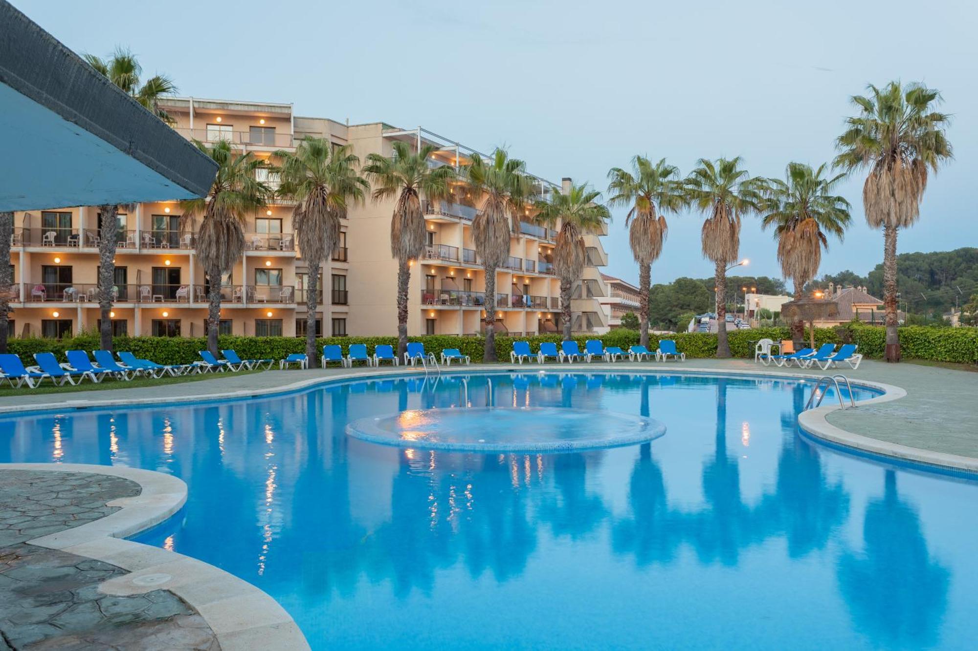 Aparthotel Ar Bolero Park Lloret de Mar Esterno foto