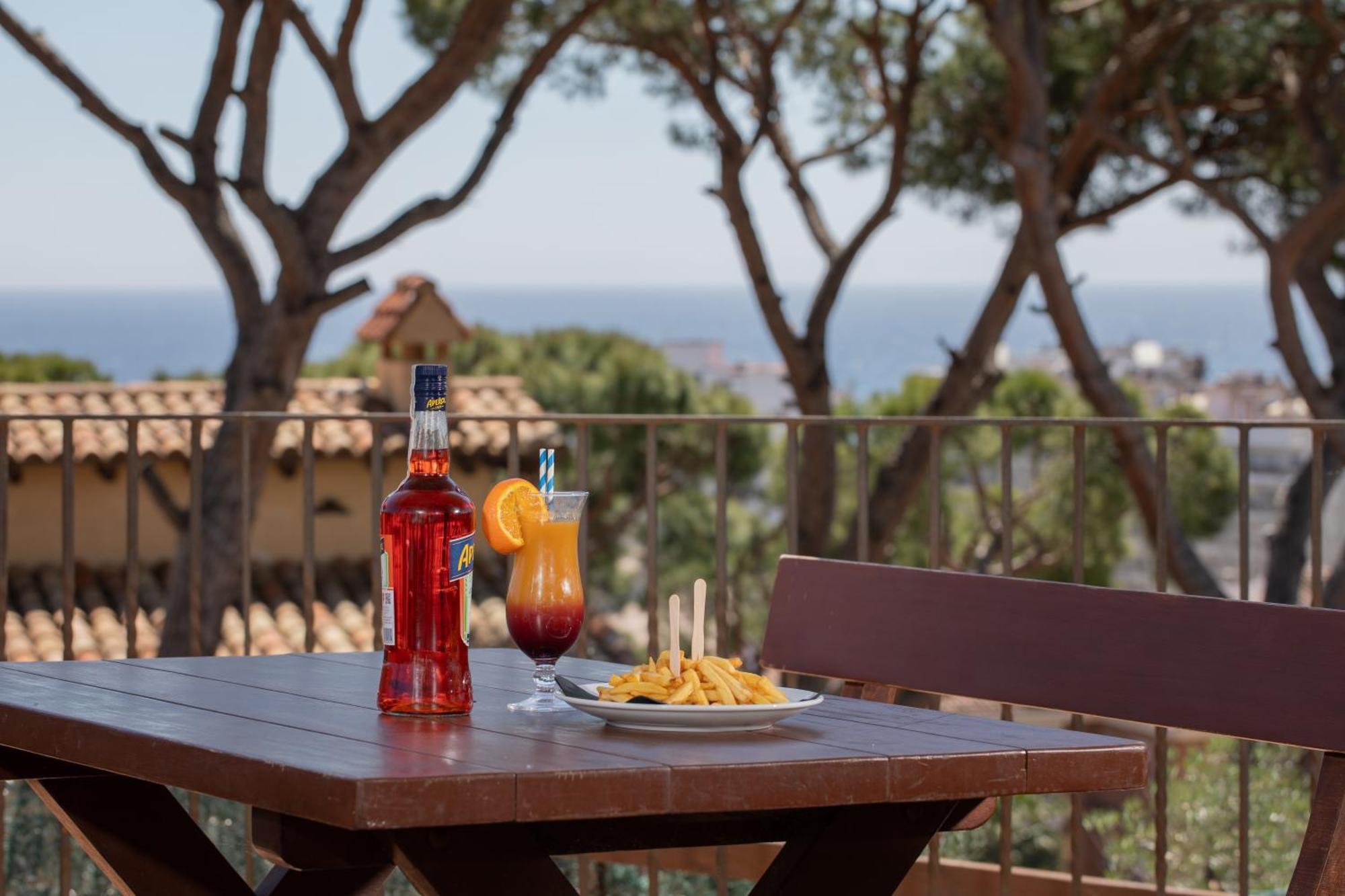 Aparthotel Ar Bolero Park Lloret de Mar Esterno foto