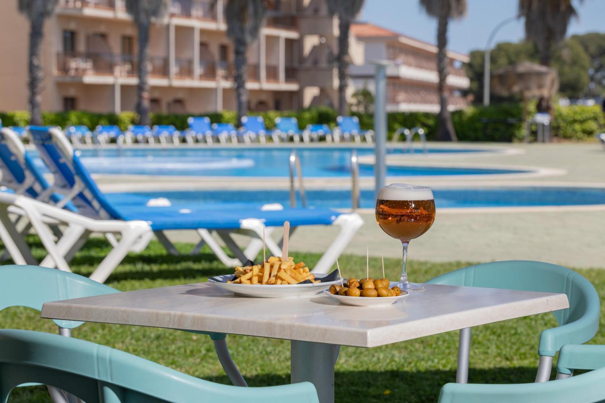 Aparthotel Ar Bolero Park Lloret de Mar Esterno foto